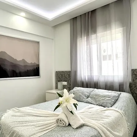 Sunshine Luxury View Cristianos Apartment Los Cristianos (Tenerife)